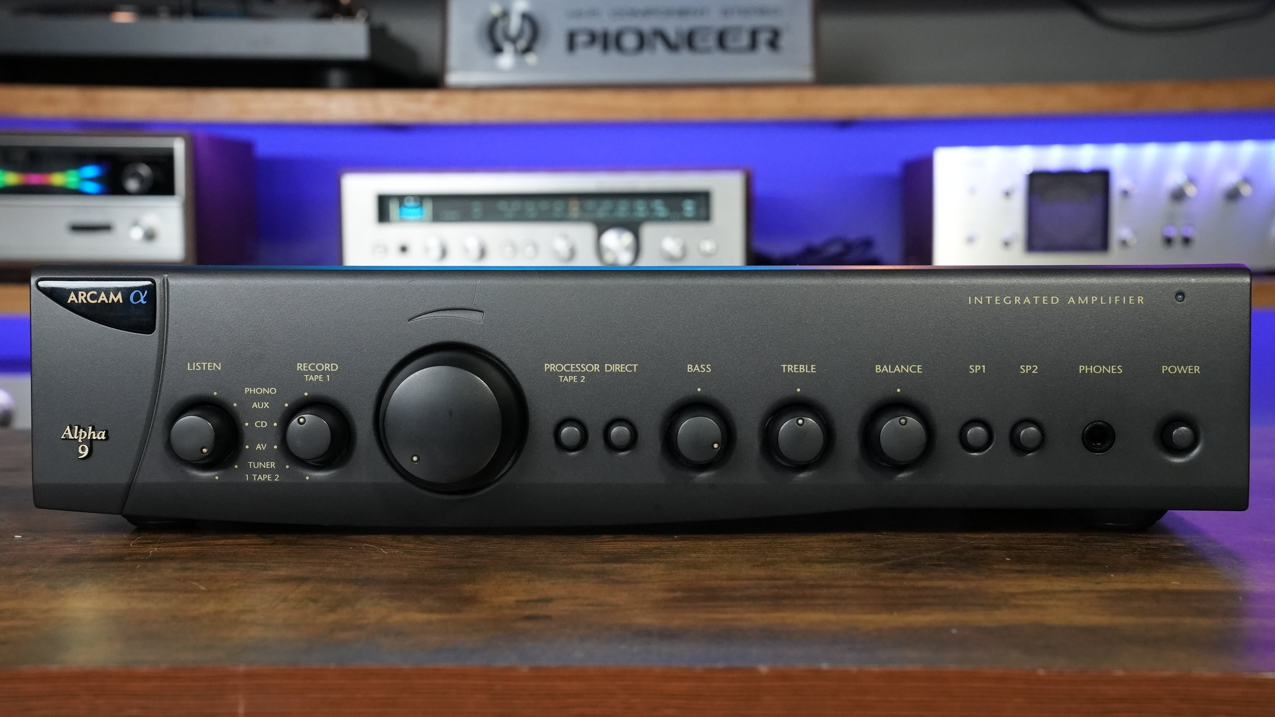英国ARCAM Alpha 9 Arcam Alpha 9