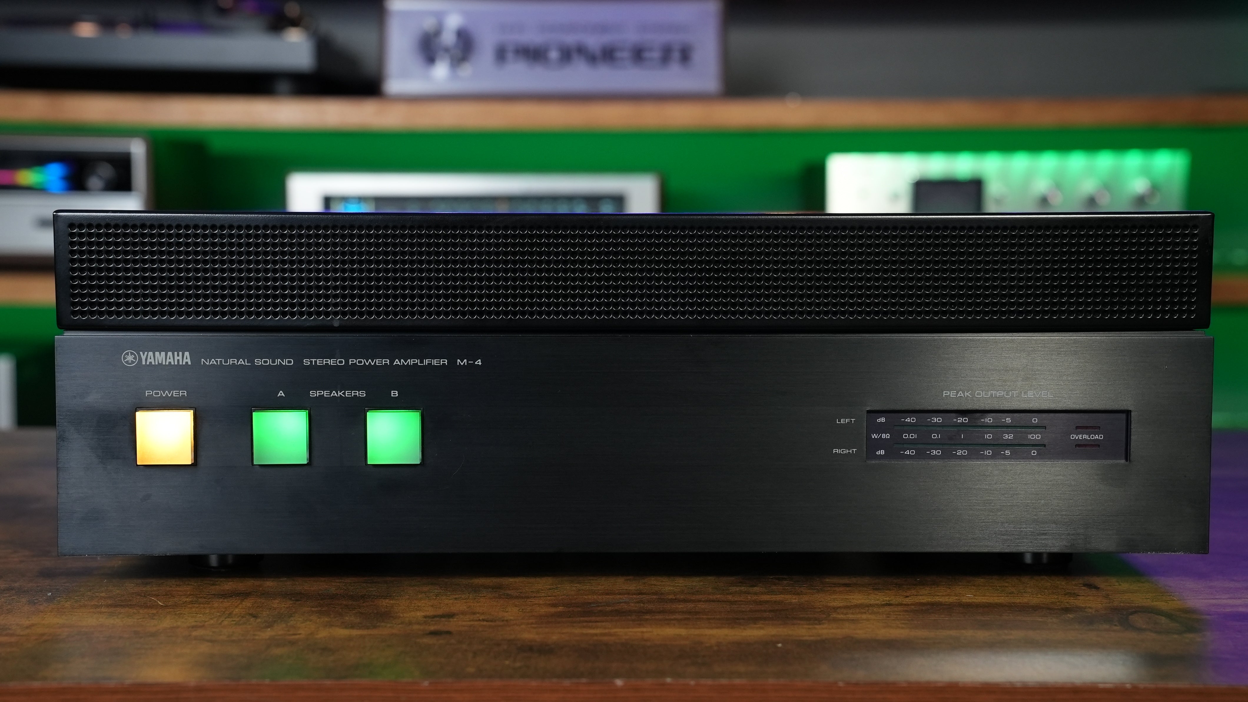 オーディオ機器 【M-4】 YAMAHA A-5 Natural Sound Stereo Amplifier オーディオ機器 【M-4】 YAMAHA A-5 Natural Sound Stereo Amplifier