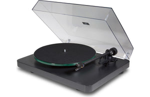 NAD C 558 Manual belt-drive turntable with pre-mounted moving magnet phono cartridge