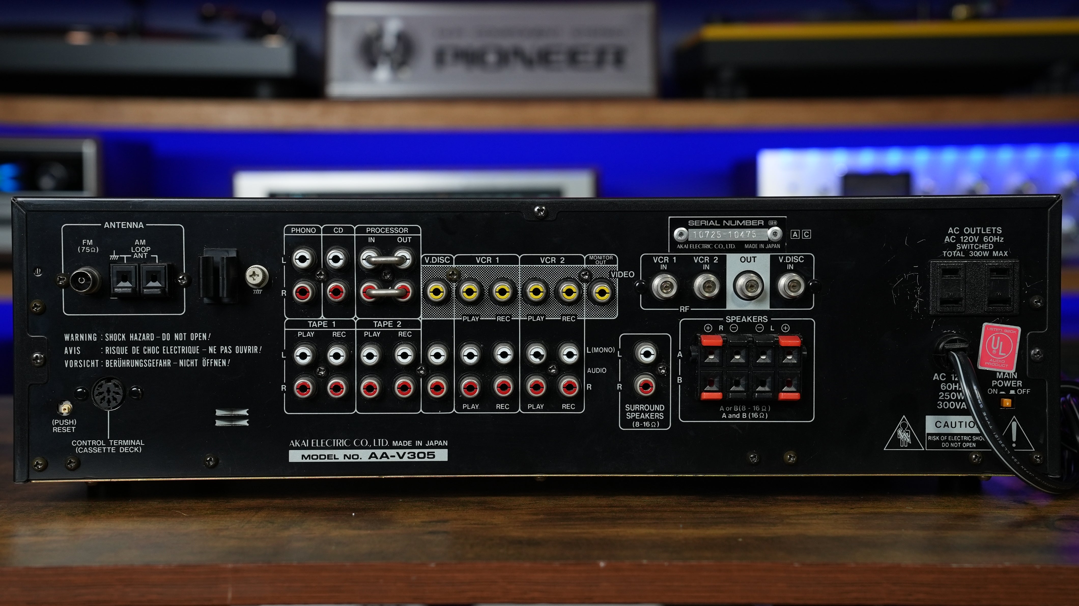 AkaiAA-V305_back.jpg?v=