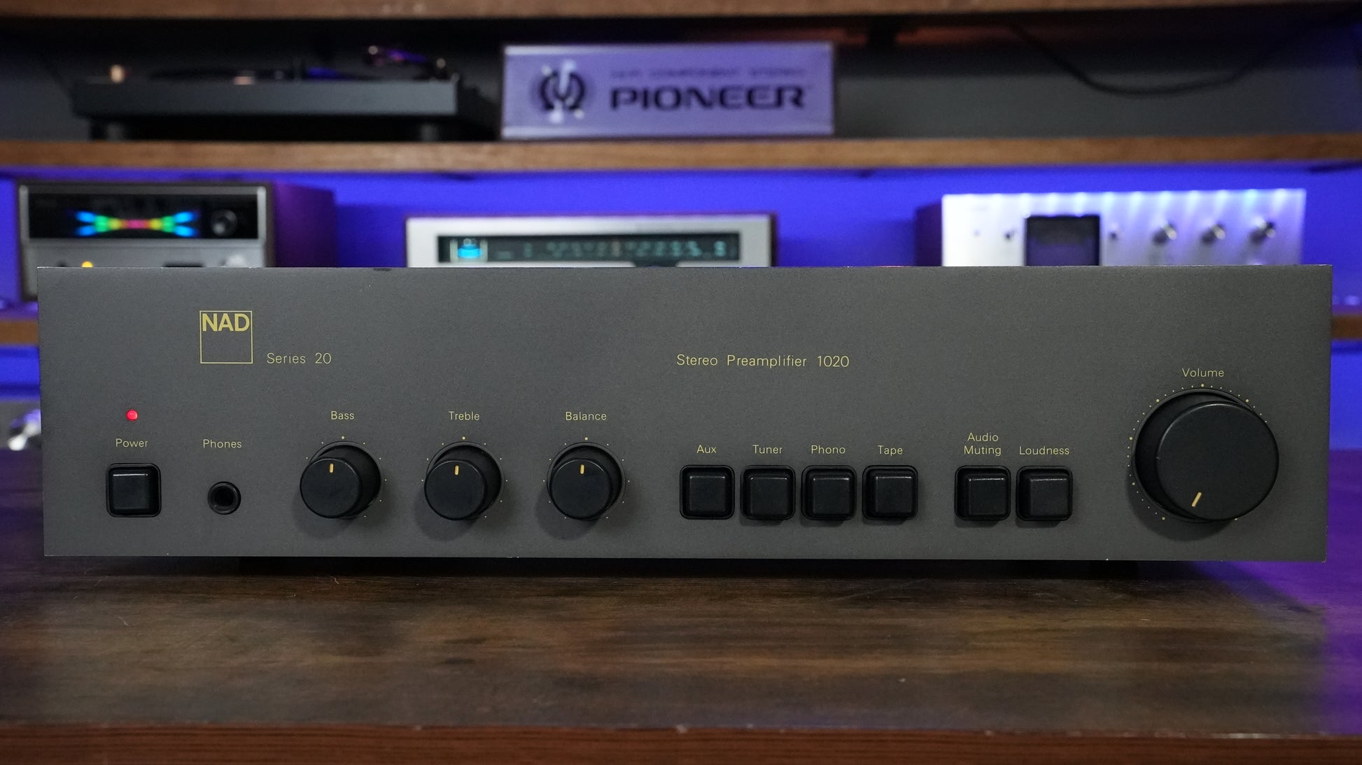NAD 1020 - Just Audio HiFi