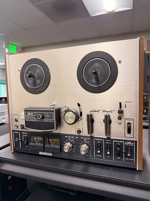 Akai 4000DB MKII *Local pickup only*