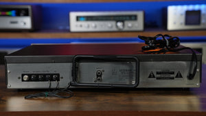 Luxman T-02