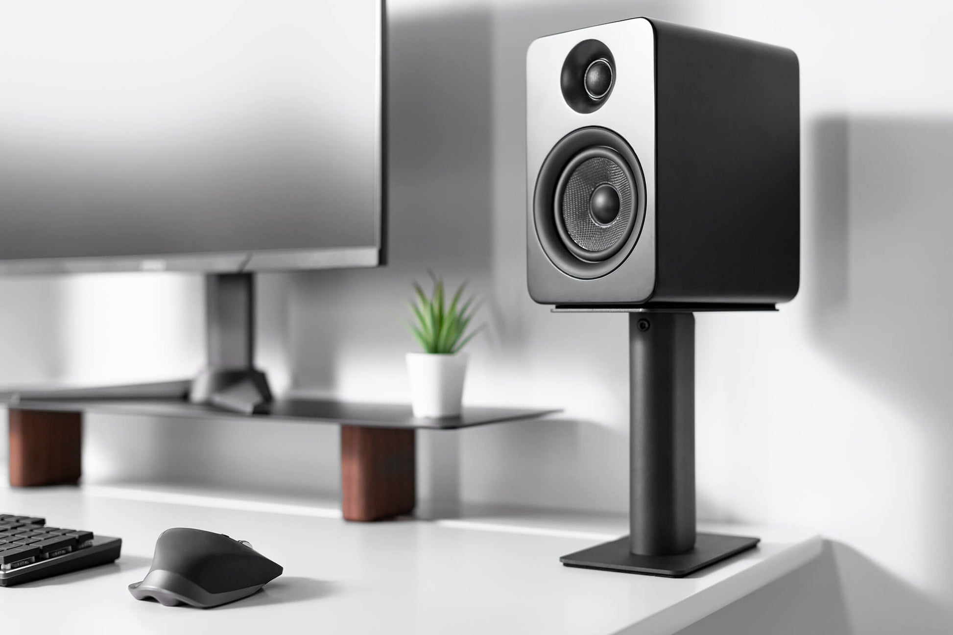 Kanto SP9 Desktop Speaker Stands - Just Audio HiFi